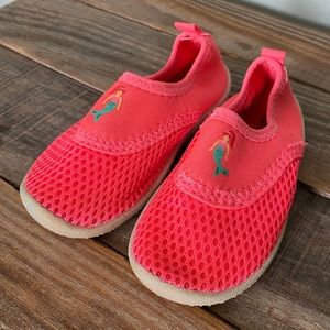 Water shoes